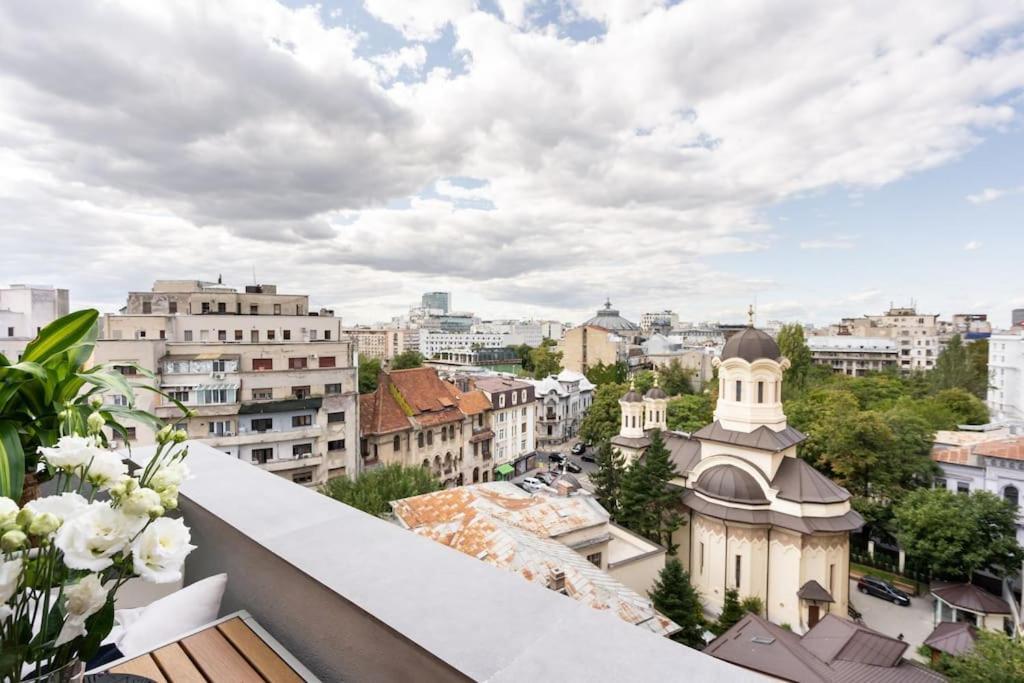 Stunning Views 2Br Midtown Flat - Charming Balcony Apartment Bucharest Luaran gambar